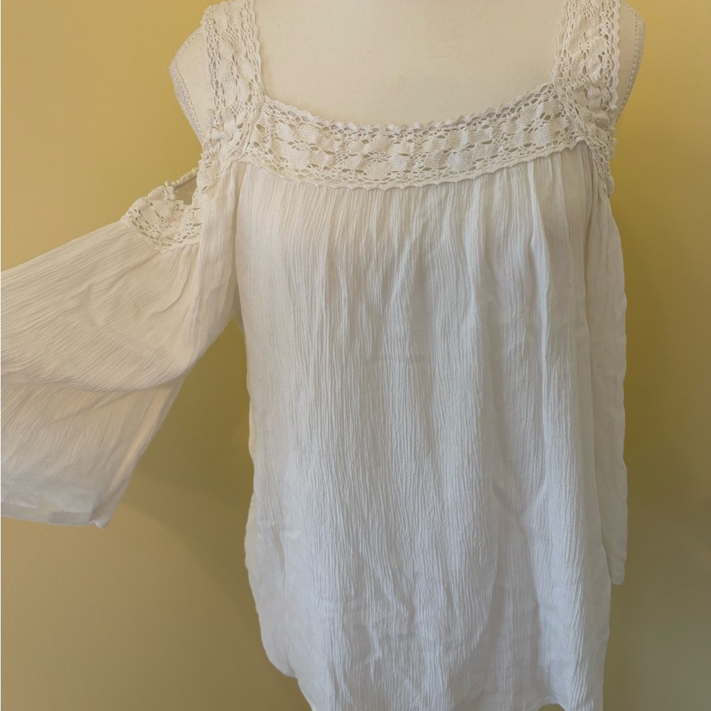 Elegant White Lace Trim Women's Top Cold Shoulder, Angel sleeves